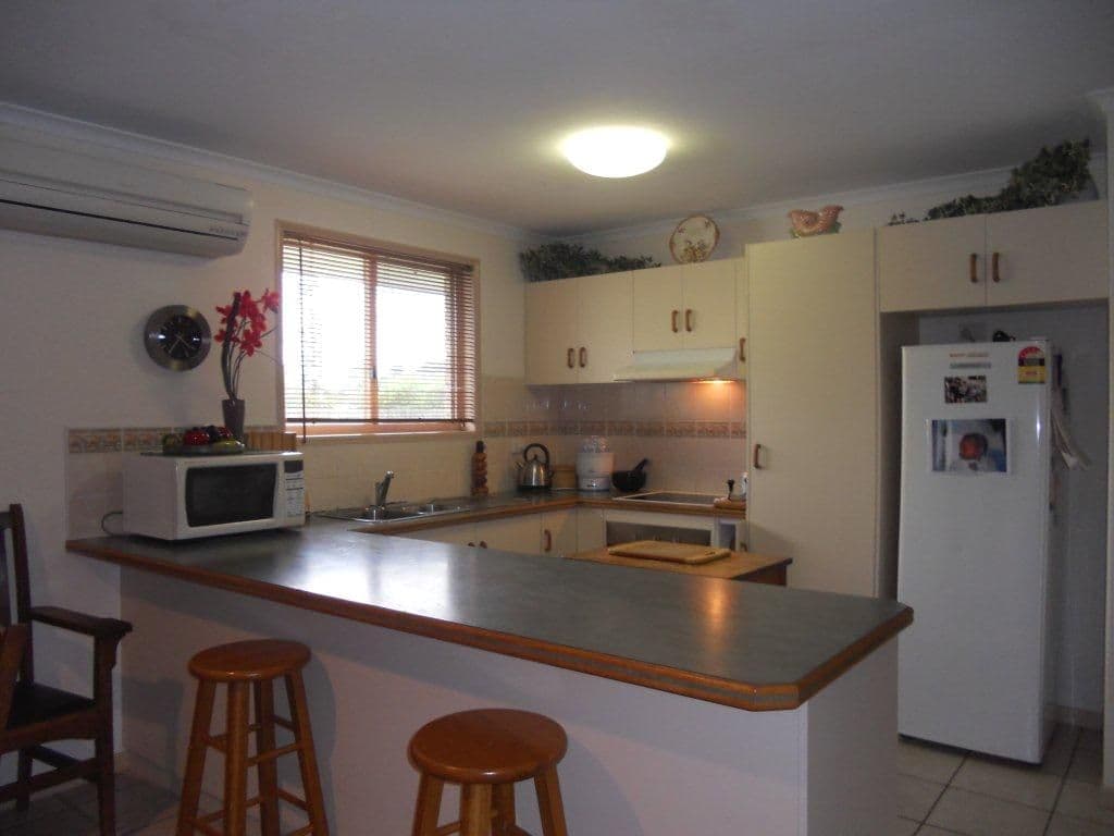 2 Freeman Avenue, SLADE POINT QLD 4740, Slade Point - Thumbnail 4