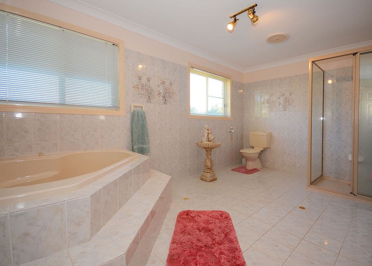 33 Haydn Drive, KAWUNGAN QLD 4655, Kawungan - Thumbnail 5