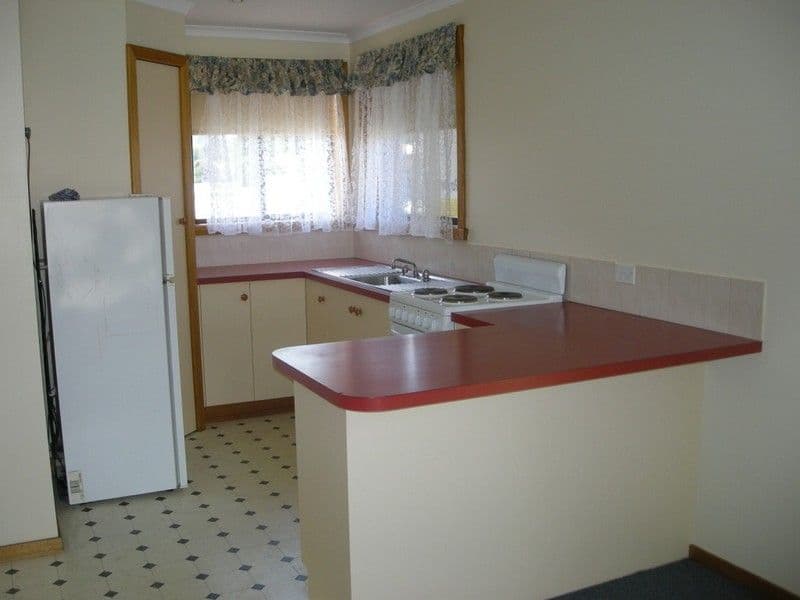 1/5-7 Newnham Close, NEWNHAM TAS 7248, Newnham - Thumbnail 3