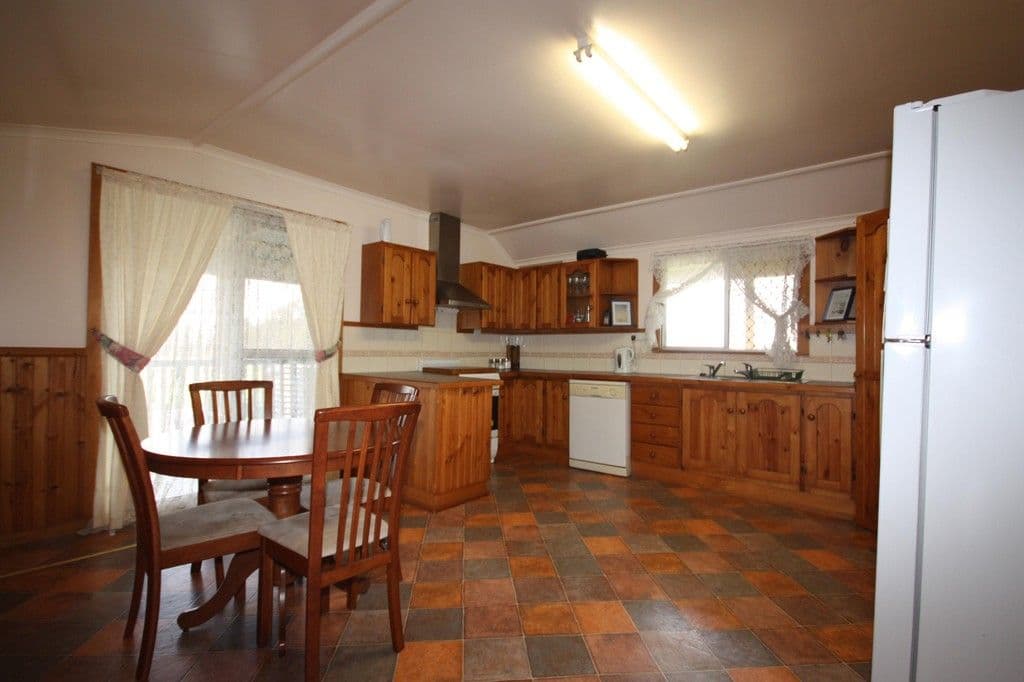 2 Hiscock Road, WOODHILL QLD 4285, Woodhill - Thumbnail 2