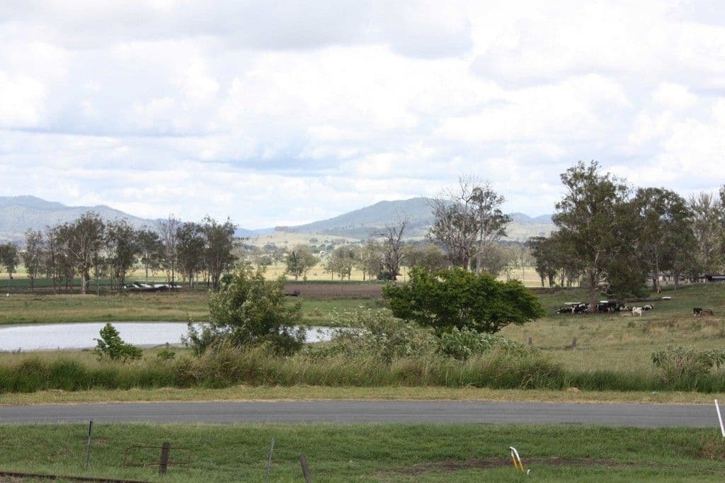2 Hiscock Road, WOODHILL QLD 4285, Woodhill - Thumbnail 4