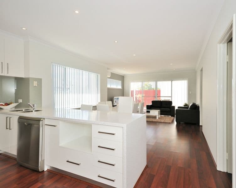 8 Breelya Road, FALCON WA 6210, Falcon - Thumbnail 2