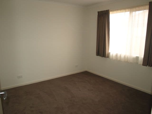 64 Queens Road, WARRNAMBOOL VIC 3280, Warrnambool - Thumbnail 7