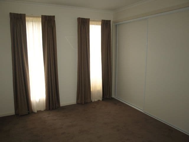 64 Queens Road, WARRNAMBOOL VIC 3280, Warrnambool - Thumbnail 4