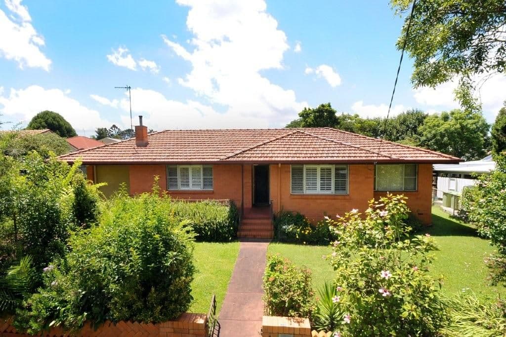 4 Lovett Street, RANGEVILLE QLD 4350, Rangeville - Image 1