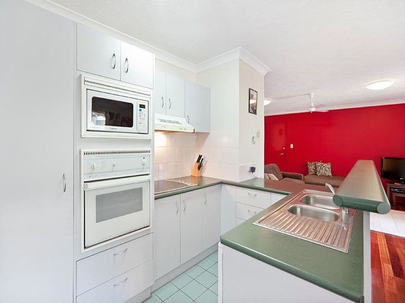 39 Ada Street, TARINGA QLD 4068, Taringa - Thumbnail 3