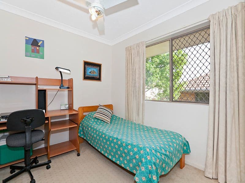 39 Ada Street, TARINGA QLD 4068, Taringa - Thumbnail 5