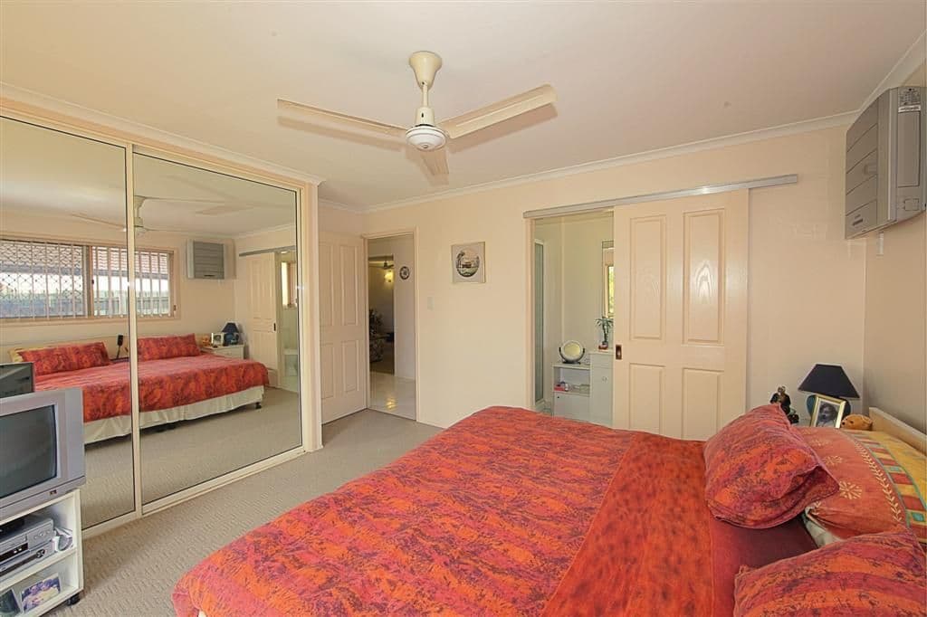 12 Maike Street, KALKIE QLD 4670, Kalkie - Thumbnail 8
