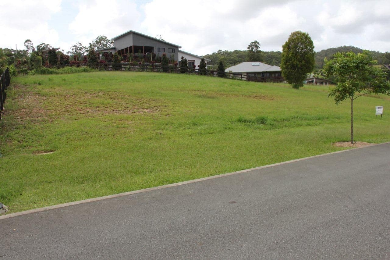 12 Greenacre Way, MAUDSLAND QLD 4210, Maudsland - Thumbnail 4