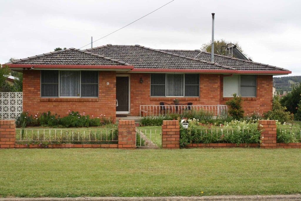 40 Railway, GLEN INNES NSW 2370, Glen Innes - Image 1