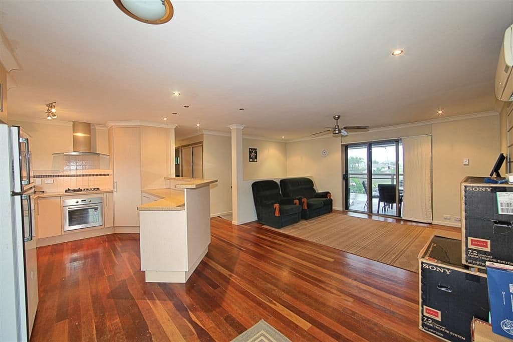 9 TEA TREE Court, MOORE PARK BEACH QLD 4670, Moore Park Beach - Thumbnail 3