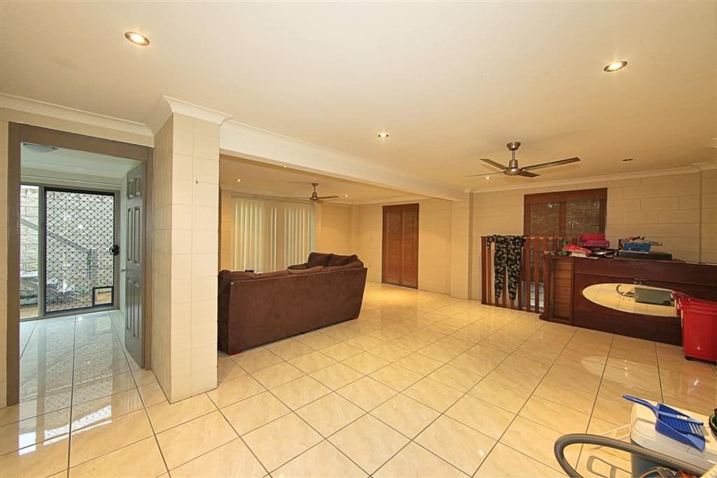 9 TEA TREE Court, MOORE PARK BEACH QLD 4670, Moore Park Beach - Thumbnail 6