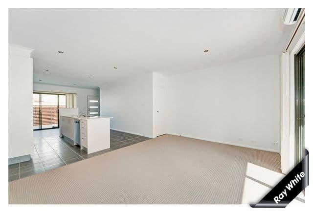 14/86 Mawson Drive, MAWSON ACT 2607, Mawson - Image 1