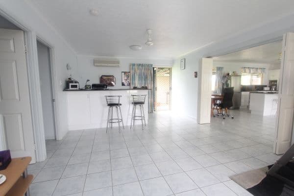 3 Edgecumbe Court, TOOMULLA QLD 4816, Toomulla - Thumbnail 5