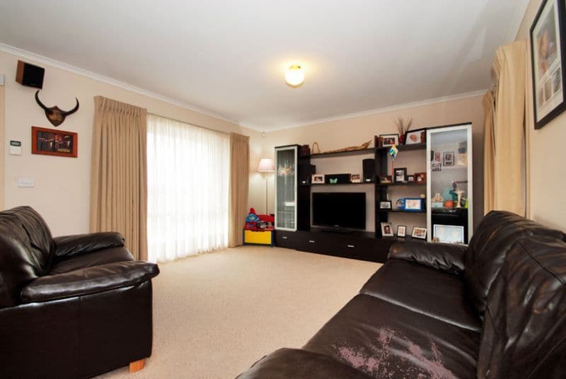3 Allamanda Crescent, SOUTH MORANG VIC 3752, South Morang - Thumbnail 3