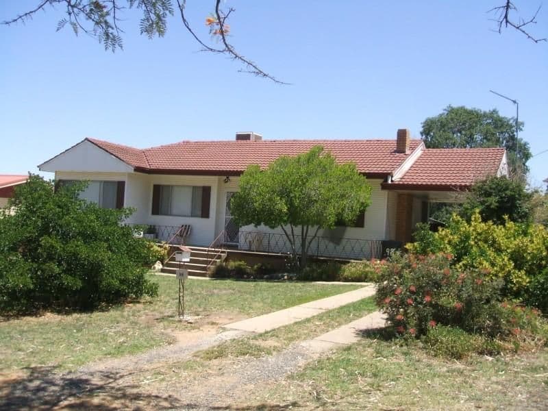 98 Redfern Street, COWRA NSW 2794, Cowra - Image 1