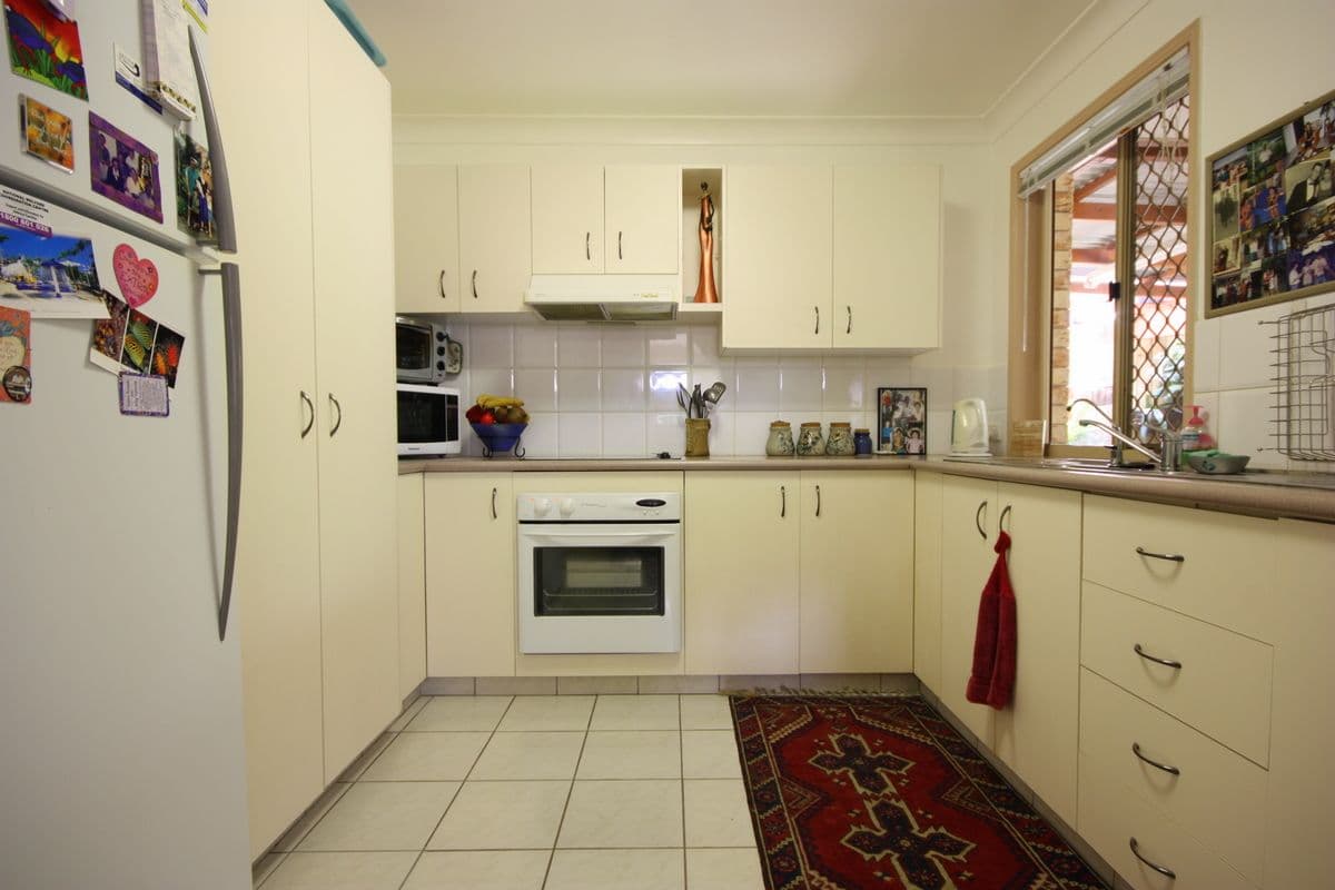 6  Navars Street, REEDY CREEK QLD 4227, Reedy Creek - Thumbnail 3