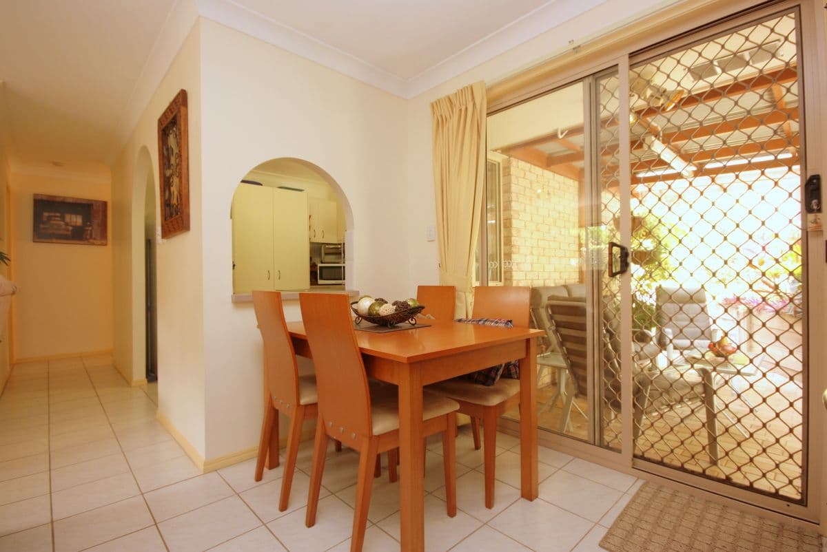 6  Navars Street, REEDY CREEK QLD 4227, Reedy Creek - Thumbnail 2