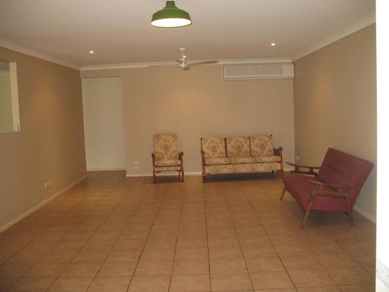 30 Clarendon Street, STRATHPINE QLD 4500, Strathpine - Thumbnail 5