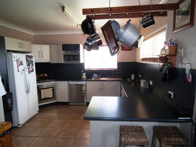 2 Church Street, BLUFF QLD 4702, Bluff - Thumbnail 4