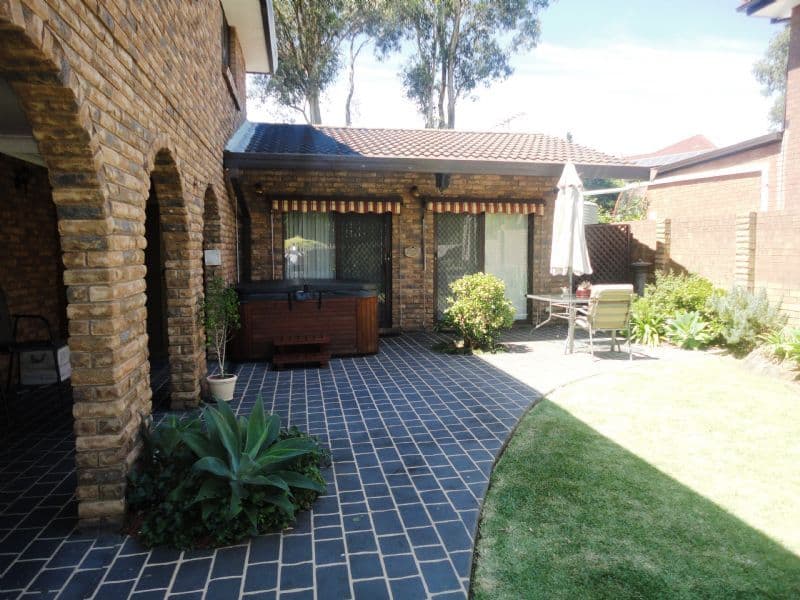 5 Pokolbin Place, EDENSOR PARK NSW 2176, Edensor Park - Thumbnail 4
