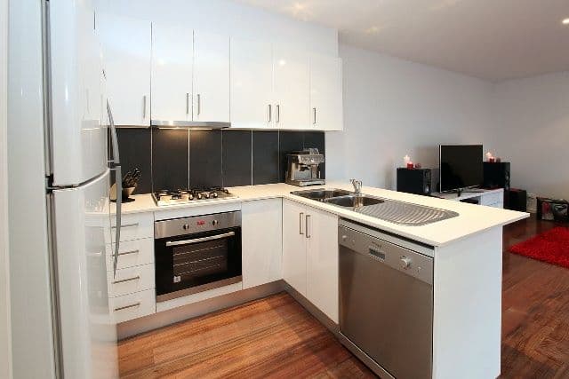 1A Palm Avenue, RESERVOIR VIC 3073, Reservoir - Thumbnail 4