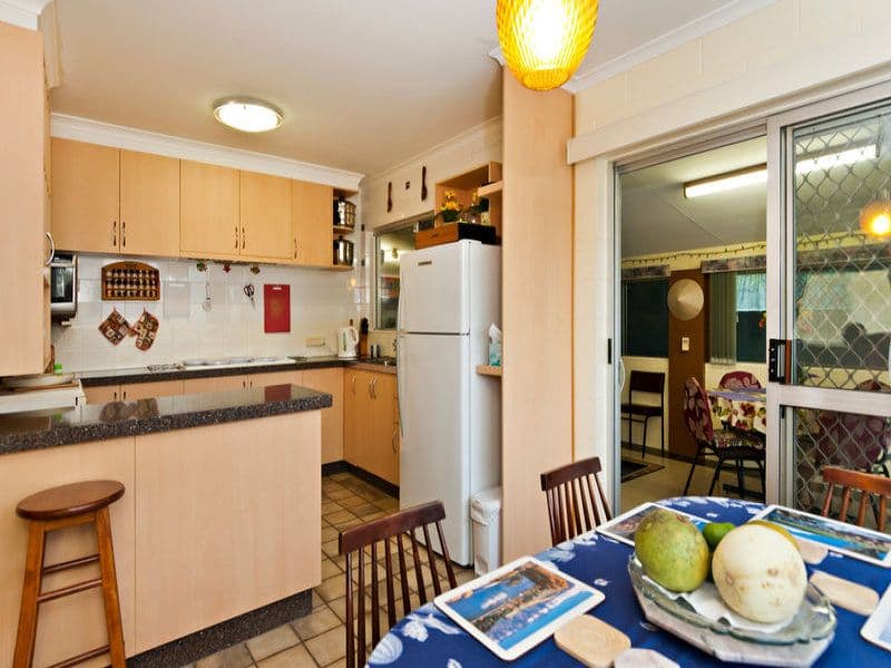 14 Veivers Close, WESTCOURT QLD 4870, Westcourt - Thumbnail 5