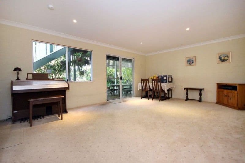 152 Strawberry Road, MUDGEERABA QLD 4213, Mudgeeraba - Thumbnail 7