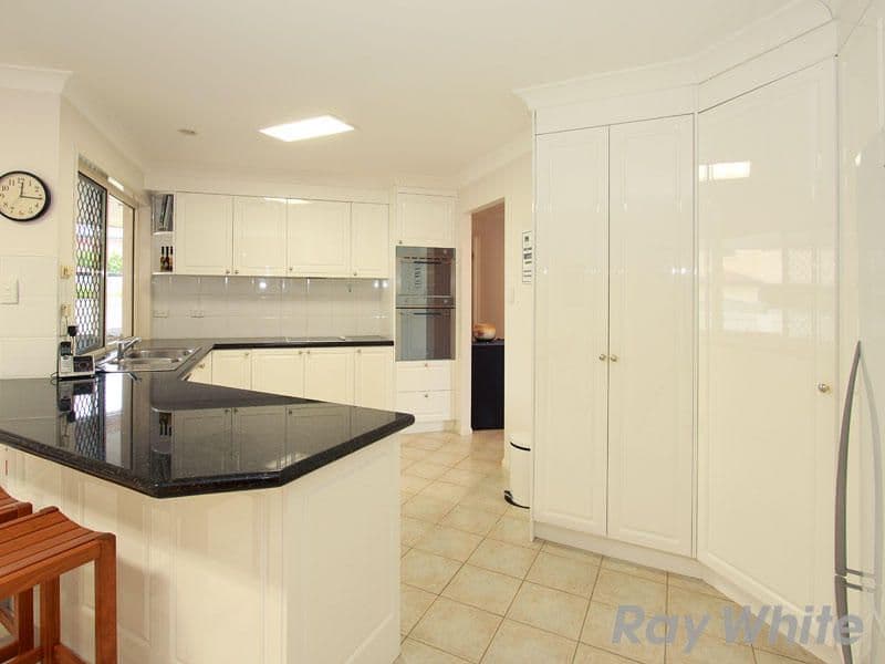4 Aries Court, BRIDGEMAN DOWNS QLD 4035, Bridgeman Downs - Thumbnail 2
