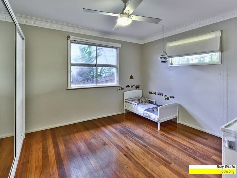 3 Todd Street, TARINGA QLD 4068, Taringa - Thumbnail 8