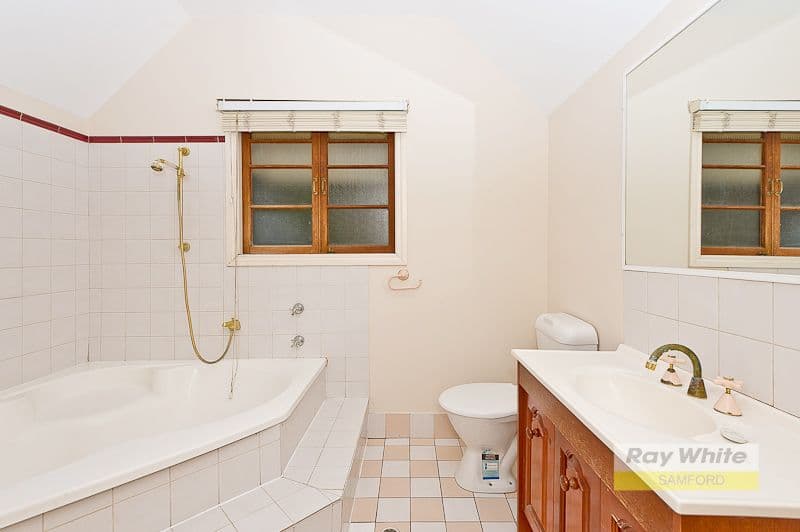 17 Mannion Street, RED HILL QLD 4059, Red Hill - Thumbnail 4