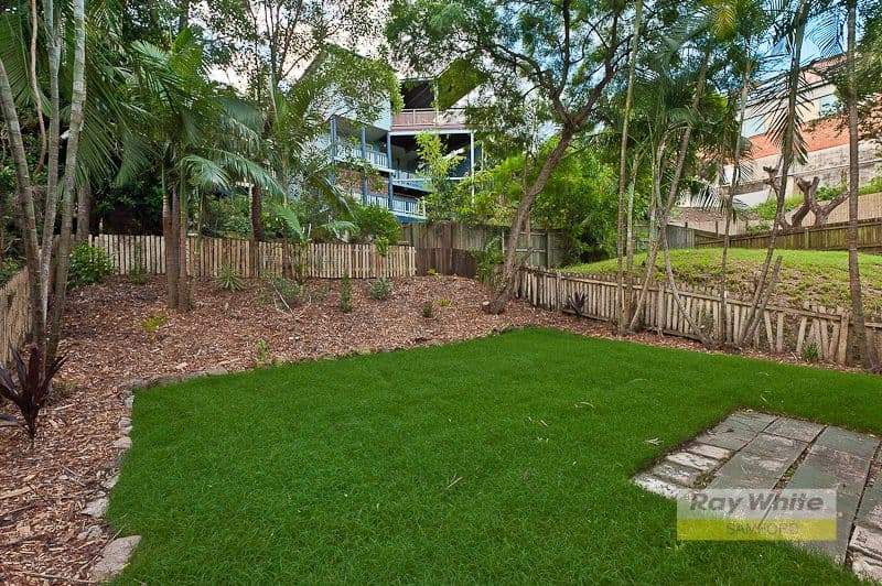 17 Mannion Street, RED HILL QLD 4059, Red Hill - Thumbnail 5