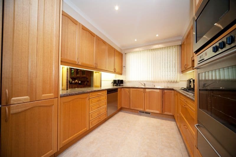 7 Rebecca Close, WHEELERS HILL VIC 3150, Wheelers Hill - Thumbnail 2