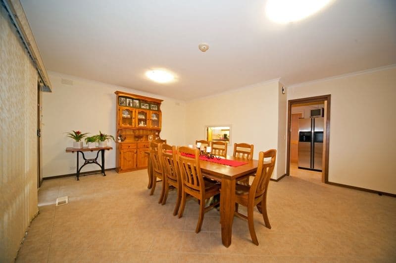 7 Rebecca Close, WHEELERS HILL VIC 3150, Wheelers Hill - Thumbnail 5