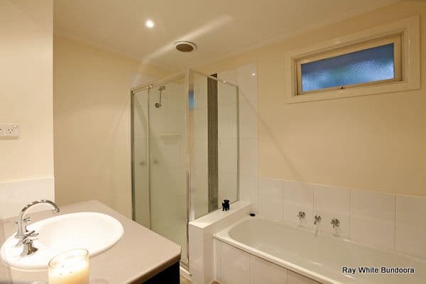 37 Sharpes Road, WATSONIA NORTH VIC 3087, Watsonia North - Thumbnail 4