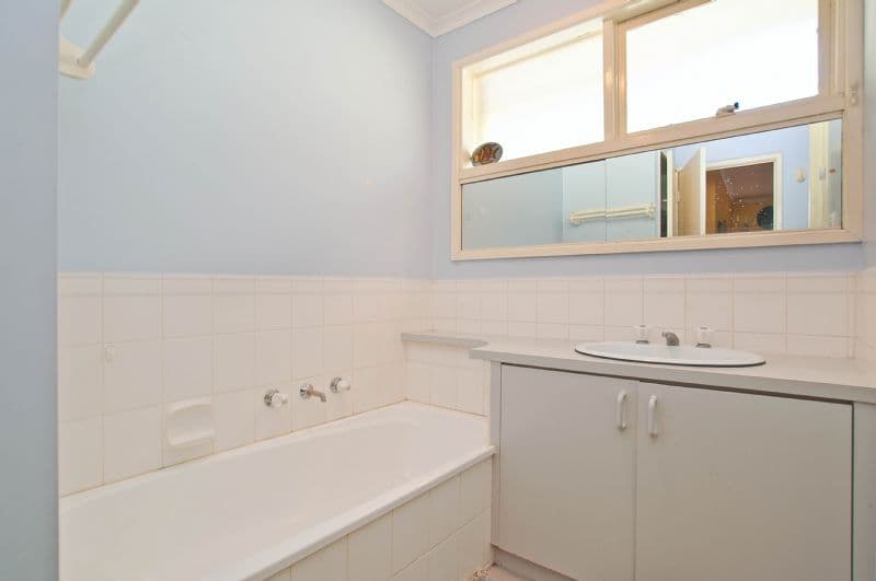 43 Rowellyn Avenue, CARRUM DOWNS VIC 3201, Carrum Downs - Thumbnail 6