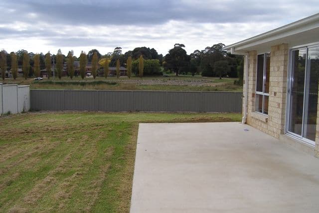 10 Burrows Court, ORANGE NSW 2800, Orange - Thumbnail 3