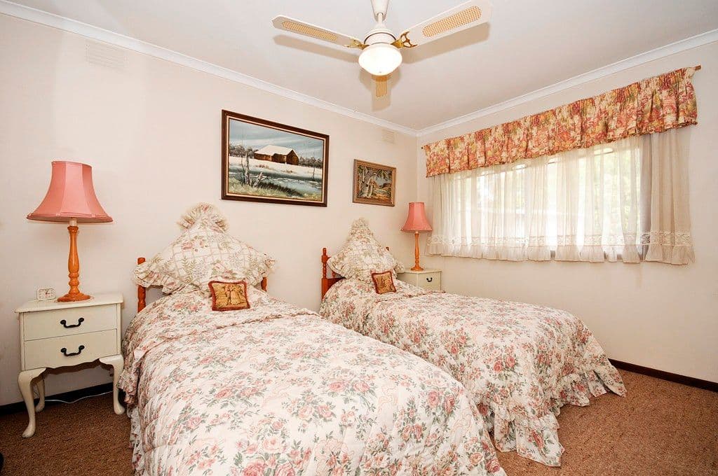 6 BIRKENHEAD Drive, KILSYTH VIC 3137, Kilsyth - Thumbnail 6