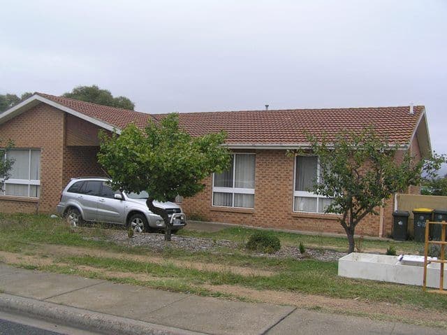 98 Louisa Lawson Crescent, GILMORE ACT 2905, Gilmore - Image 1