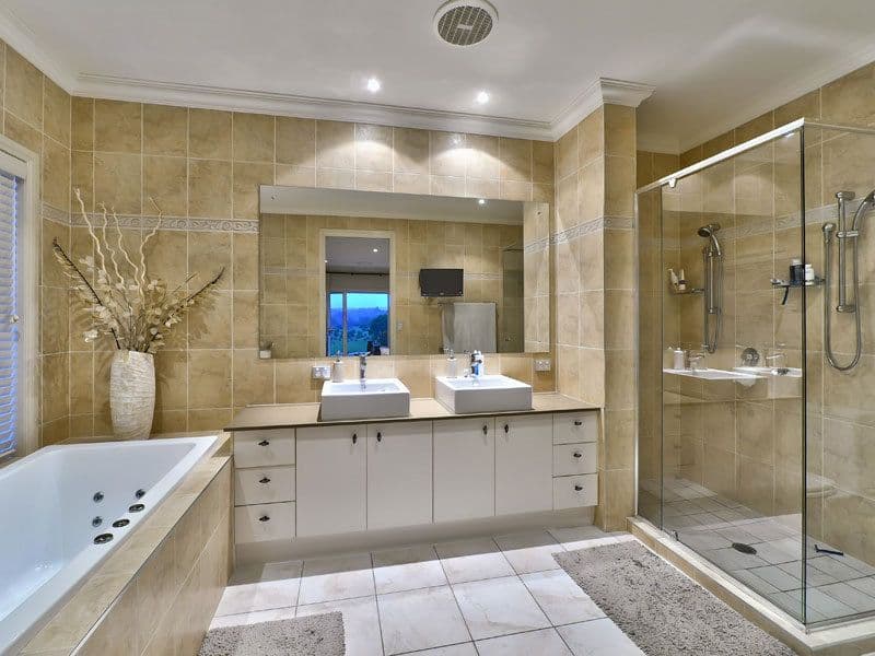 1 Ascot Crescent, SAMFORD VALLEY QLD 4520, Samford Valley - Thumbnail 7