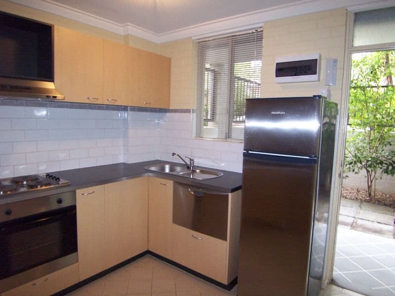1/33 Kathleen Street, MAYLANDS WA 6051, Maylands - Thumbnail 3