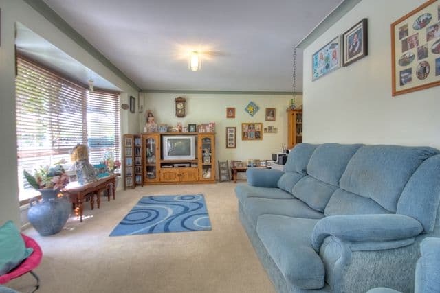 16 Mirage Street, BRASSALL QLD 4305, Brassall - Thumbnail 2