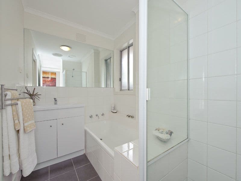 67 Medway Street, BOX HILL NORTH VIC 3129, Box Hill North - Thumbnail 6