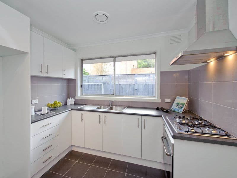 67 Medway Street, BOX HILL NORTH VIC 3129, Box Hill North - Thumbnail 3