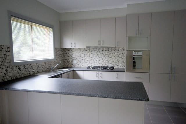 Unit 2, 11 Smethurst Avenue, PAKENHAM VIC 3810, Pakenham - Thumbnail 4