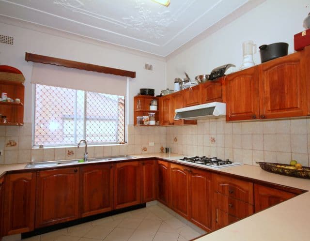 23 Greenacre Road, GREENACRE NSW 2190, Greenacre - Thumbnail 3