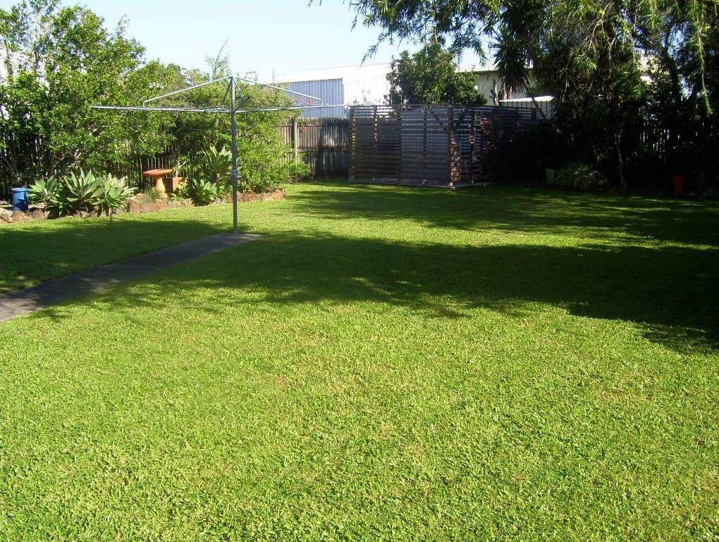 7 Saunders Street, WALKERSTON QLD 4751, Walkerston - Thumbnail 2