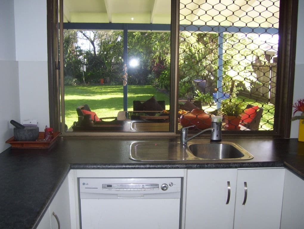 7 Saunders Street, WALKERSTON QLD 4751, Walkerston - Thumbnail 6