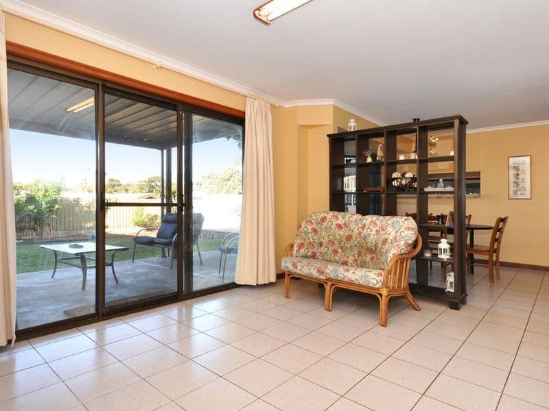 9 Kenihans Road, HAPPY VALLEY SA 5159, Happy Valley - Thumbnail 4