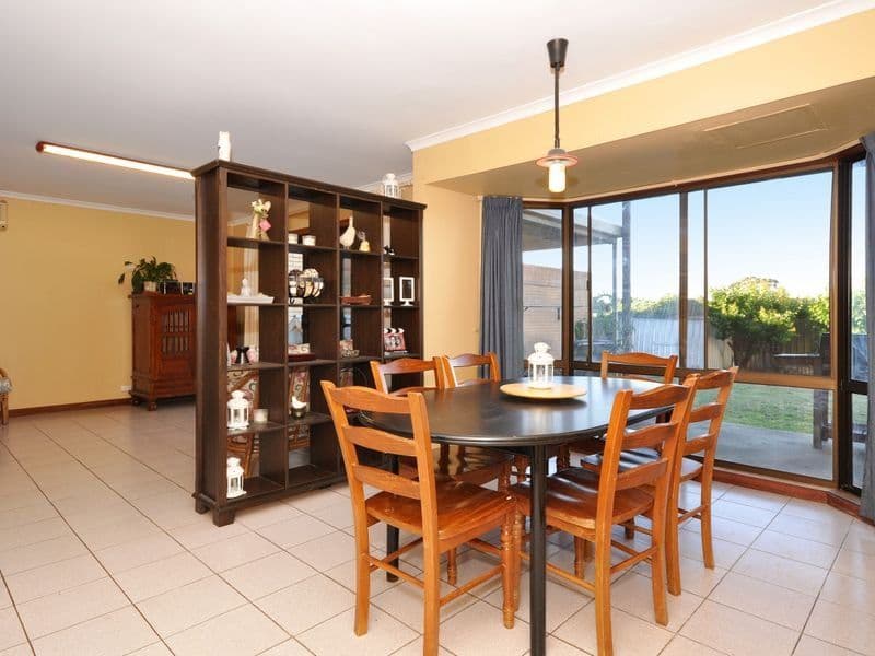 9 Kenihans Road, HAPPY VALLEY SA 5159, Happy Valley - Thumbnail 5